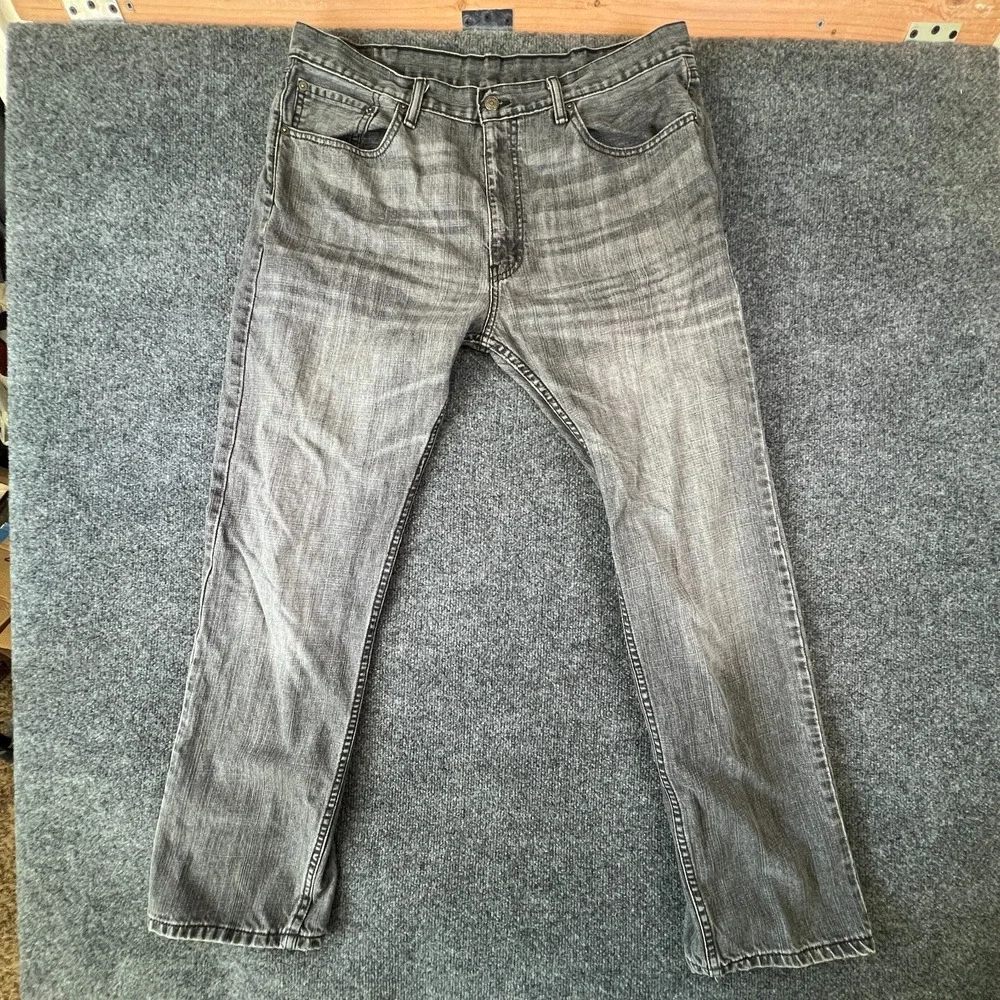 Levi's 565 Jeans Mens 38x31 Gray Denim Cotton Mid‎ Rise Whiskered Straight Leg